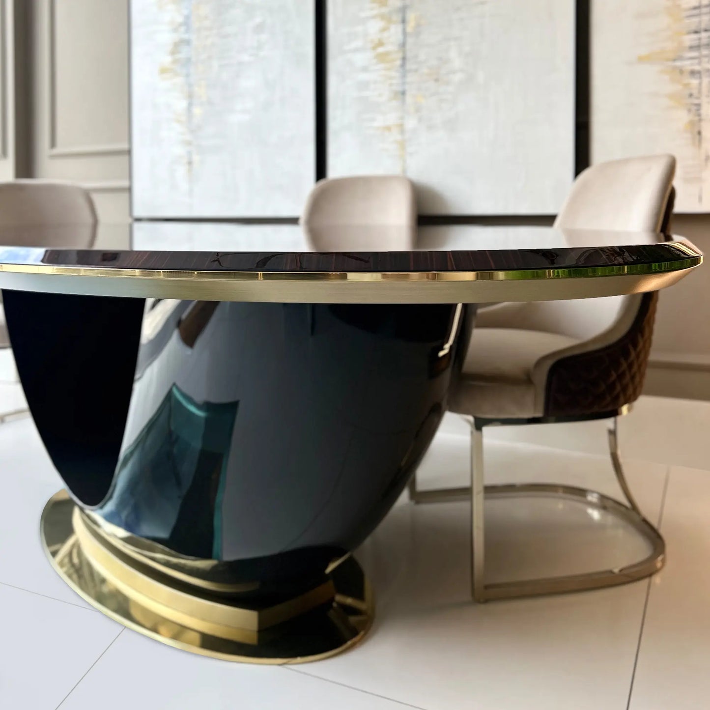 Exclusive Oval Designer Dining Table
